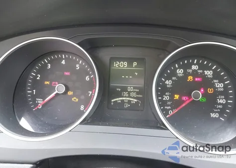 2015 Volkswagen Jetta 1.8T Se из США, поврежденный, VIN 3VWD17AJ5FM231865